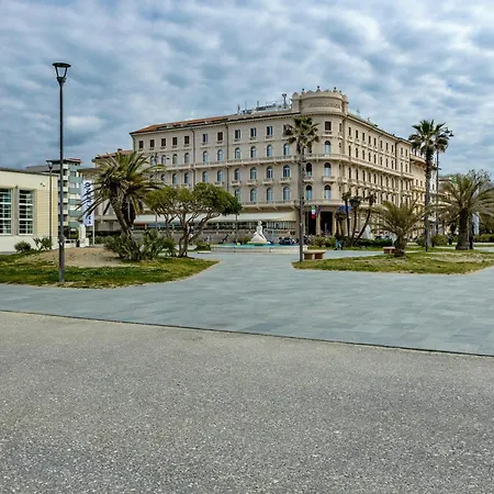 Holiday home Vilino Viareggio
